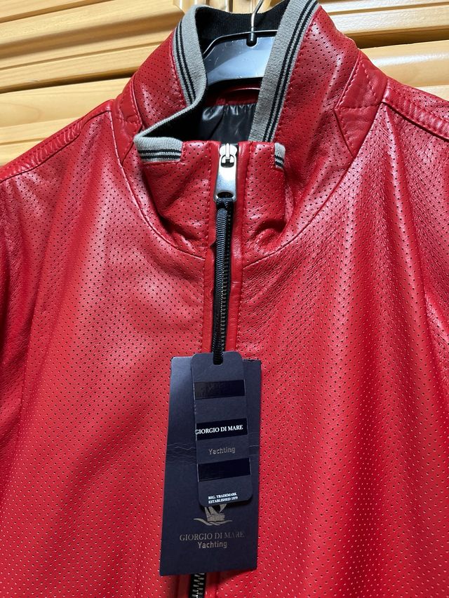 Cazadora Giorgio Di Mare Roja. Sin estrenar