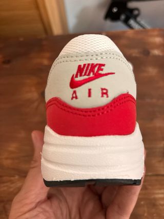 Nike Air Max 1 niño Talla 33.5. Nuevas!!