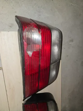 Pilotos Traseros BMW E36 Berlina