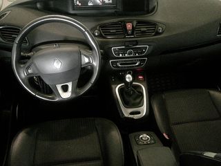 Renault Grand Scenic 2011