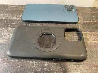 iPhone 12 Pro Max 256GB + Funda Quad Lock