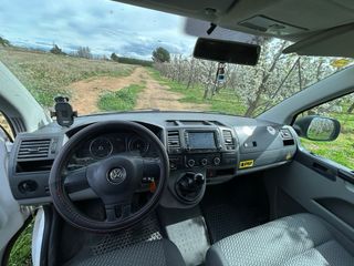 Volkswagen Transporter T5 2011