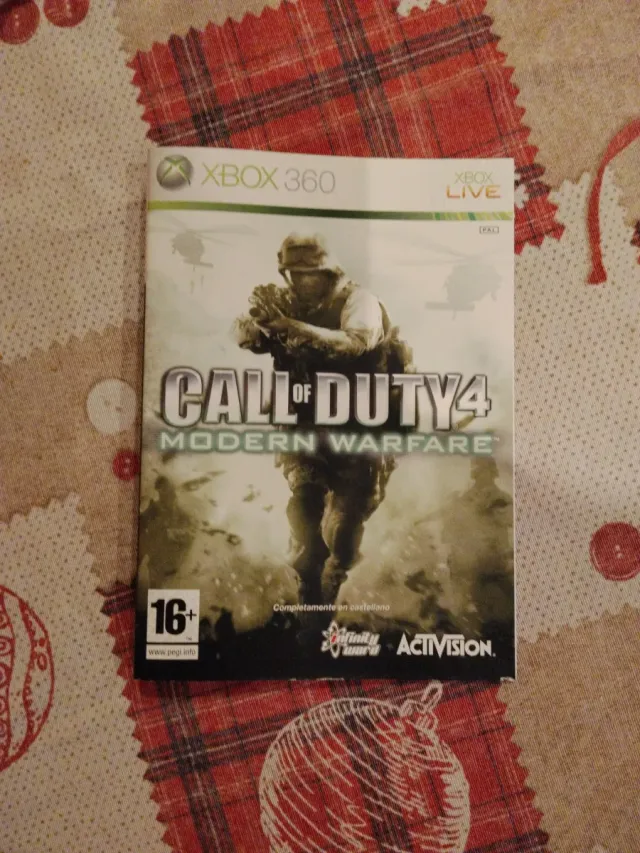 Xbox 360 Fable II y Halo Wars Classics