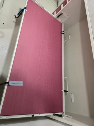 Mueble infantil cama abatible rosa y blanco