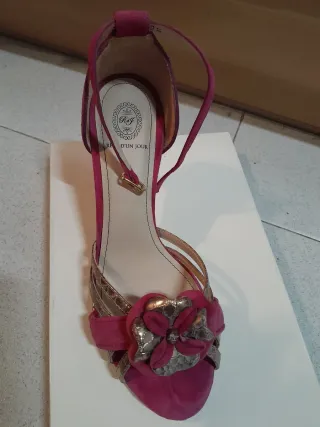 Sandalias R&F Fuccia Talla 38.5