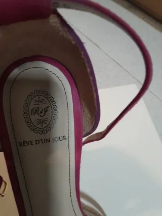 Sandalias R&F Fuccia Talla 38.5