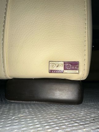 Divano modulare in pelle color beige