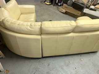 Divano modulare in pelle color beige