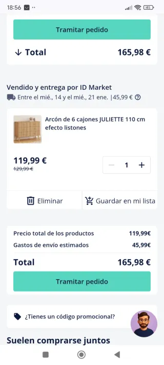 Cómoda de madera nueva sin abrir embalaje.