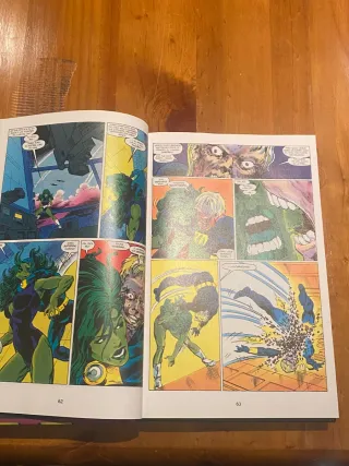 Marvel Héroes. La Sensacional Hulka De John Byrne