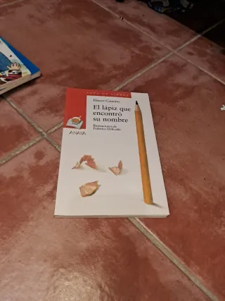 El lápiz que encontró su nombre (Sopa de Libros...