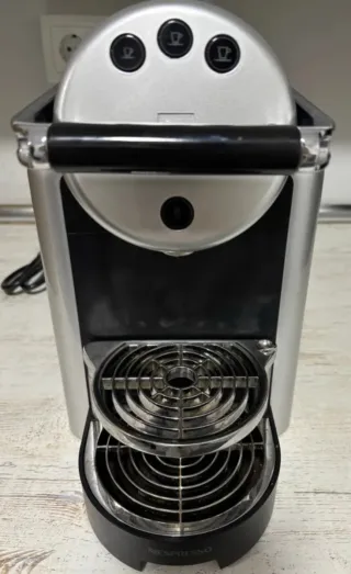 Nespresso zenius profesional