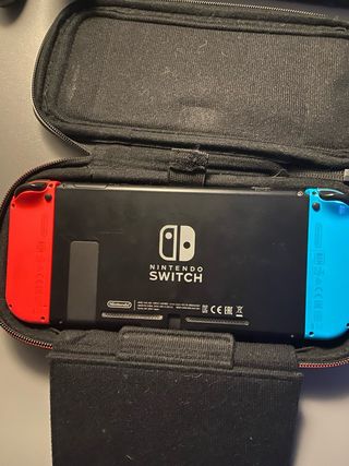 Nintendo Switch Azul y Rojo
