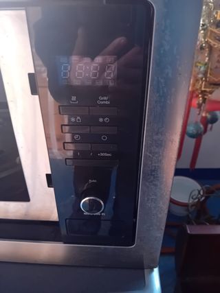 MICROONDAS GRILL PLATEADO 50 EUROS, CARTAGENA