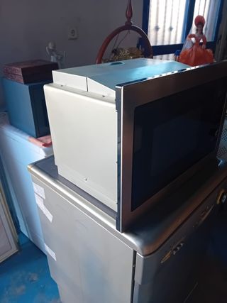 MICROONDAS GRILL PLATEADO 50 EUROS, CARTAGENA