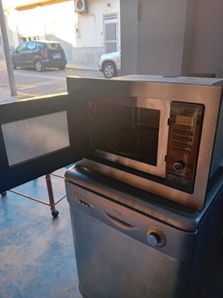 MICROONDAS GRILL PLATEADO 50 EUROS, CARTAGENA