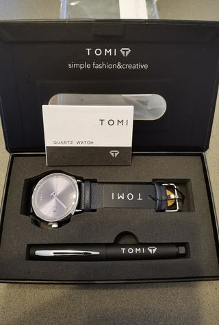 Relógio de homem muito bonito e elegante, em caixa