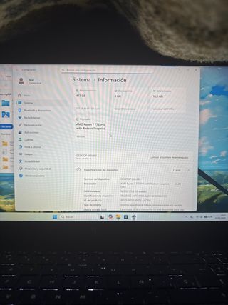 Ryzen 7 7735HS 16gram 8 tajeta grafica 4050 rtx