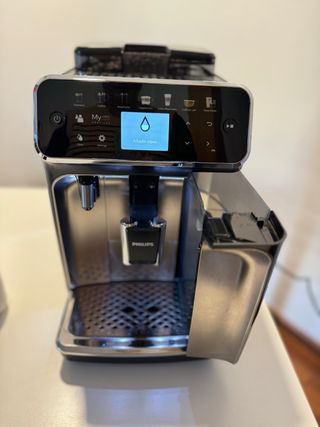 Cafetera Philips Automática con Molinillo