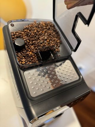 Cafetera Philips Automática con Molinillo