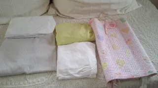 Cuna madera vintage plegable, alemana, de 1978