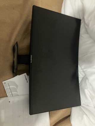 Monitor Curvo Gaming Gigabyte