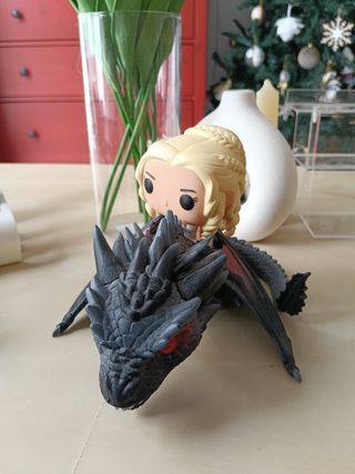 Funko Daenerys con Dragón