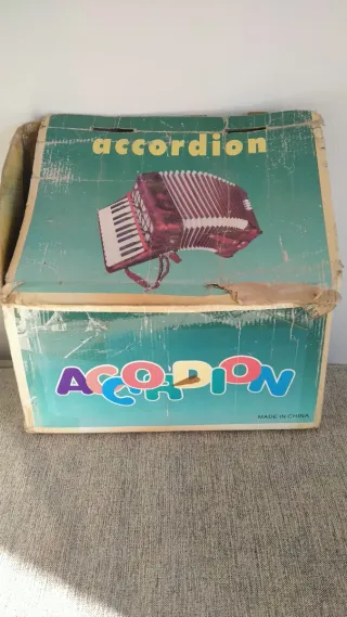 Acordeón rojo Mauer