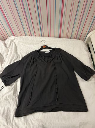 Blusa Renatta&go gris con cordones