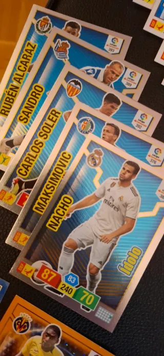 Cromos Adrenalyn 18-19