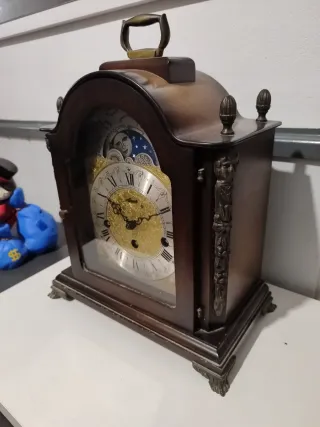 Reloj de sobremesa Hermle
