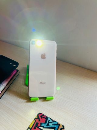 iPhone 7 64GB Crema 81% Batteria