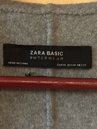 Abrigo con cinturón Zara Lana