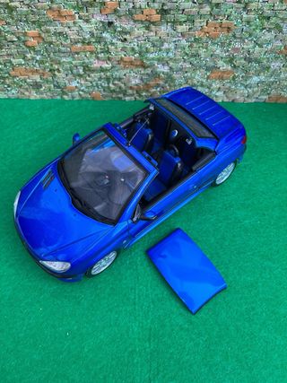 Peugeot 206 CC – Welly – Escala 1:18