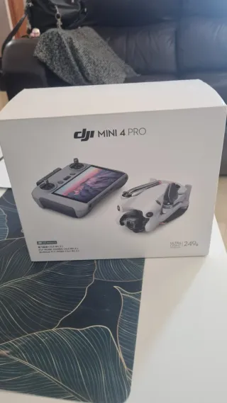 DJI Mini 4 Pro - Drone