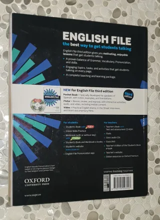 Libros de ingles.English File. A2/B1