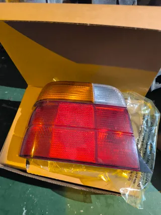 Pilotos Traseros BMW Compact E36 (Tulipa)originale