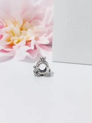 Charm Pandora Carruaje Princesa Corona