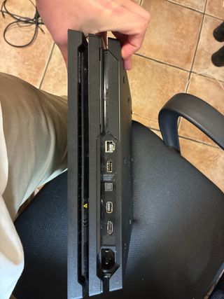 Ps4 Pro 1TB con Mando Azul