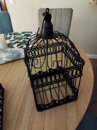 Dos jaulas decorativas negras
