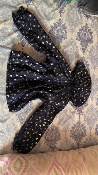 Chaqueta niña azul con corazones plateados