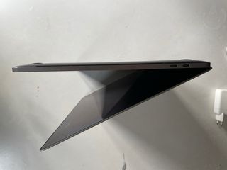 MacBook Pro i7 6 core 16GB RAM 512GB SSD Radeon