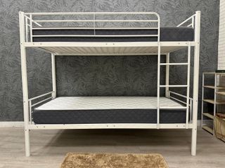 Litera Metálica: Resistencia y Estilo Nuevo