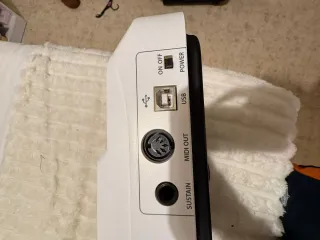 Controlador MIDI Carbon 49