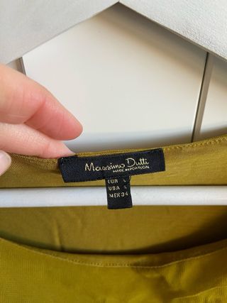 Blusa de Massimo Dutti verde oliva