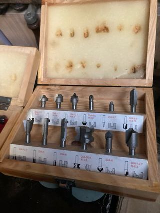 Fresadora Exeed PR850-C-2 850W por jubilacion