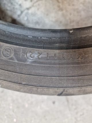 Yokohama Advan AD08RS 16”