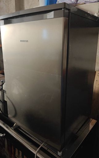 Congelador Vertical Infiniton CV-88L8XEH