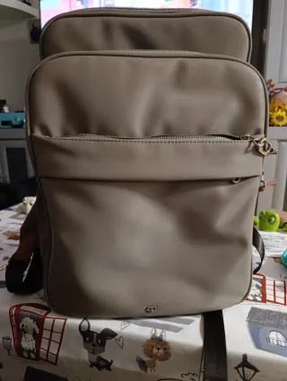 Mochila portátil beige