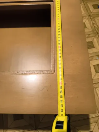 Mesa de centro de madera color beige